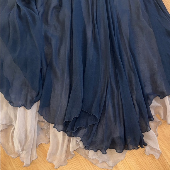Vintage LaRok Blue Cream layered flowy Skirt Size Small Silk - Picture 4 of 8